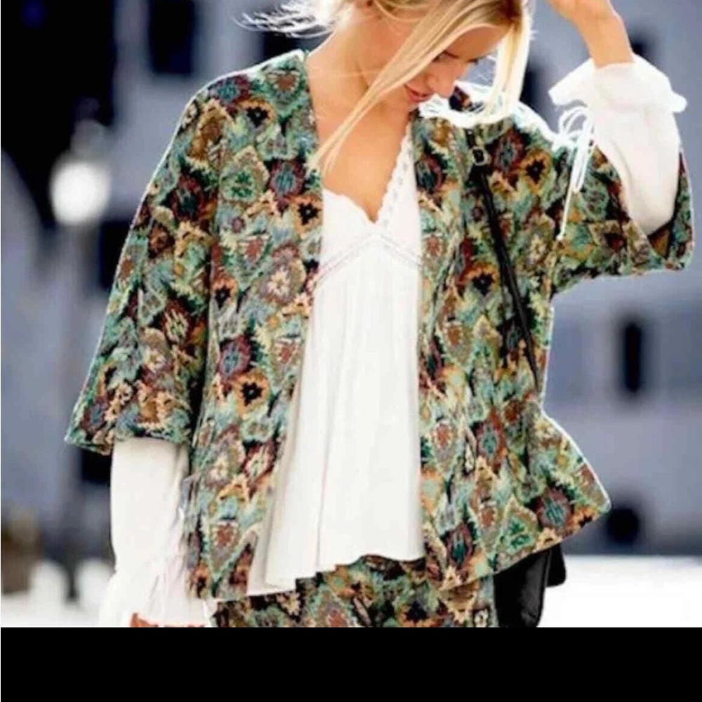 Zara Tapestry Jacket in Green Sz Large